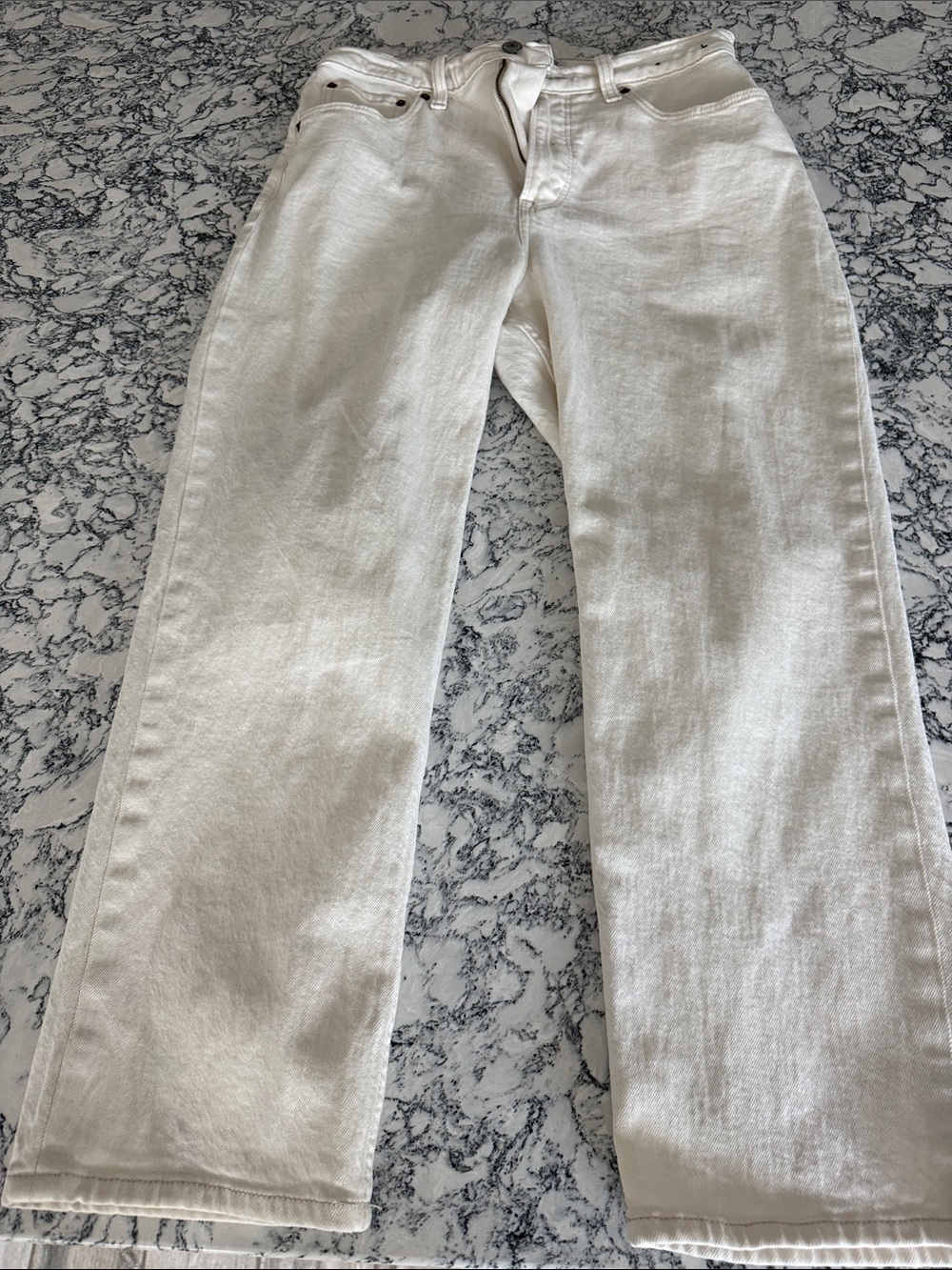 Abercrombie & Fitch Off-White Ankle Straight-Leg Curve Love Jeans
